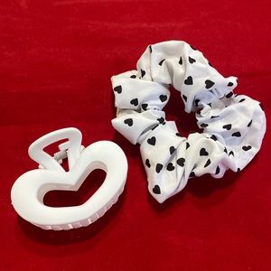 Heart Shaped Matte Jaw Hair Clip Scrunchie Set White